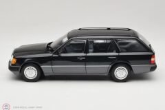 1:18 Norev 1990 Mercedes Benz 300D T Model Blue-Black