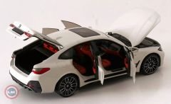 1:18 Minichamps 2022 BMW i4 M50