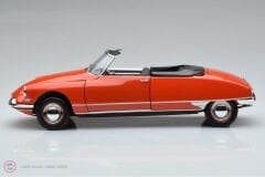 1:18 1961 Citroen DS 19 Convertible