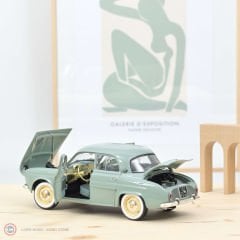 1:18 1958 Renault Dauphine