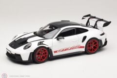 1:18 Norev Porsche 911 GT3 RS whith Weissach-package  2022 - whitepoly red
