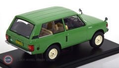1:24 WhiteBox 1970 Land Rover Range Rover