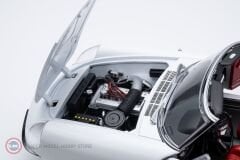 1:18 1966 Alfa Romeo 1600 Duetto Spider