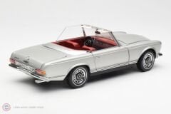 1:18 1968 Mercedes Benz 280SL W113 Pagode