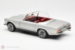 1:18 1968 Mercedes Benz 280SL W113 Pagode