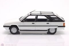 1:24 WhiteBox Citroen BX Break 1986 - white