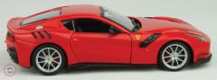 1:24 Burago 2016 Ferrari F12 TDF