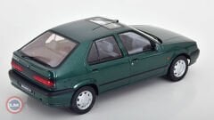 1:18 1994 Renault 19 - green