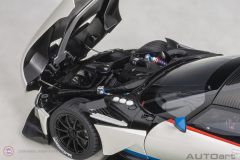 1:18 Aston Martin Vulcan 70261 (Stratus White)