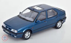 1:18 1994 Renault 19 Europa - laguna blue