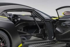 1:18 Aston Martin Vulcan 70262 (Matt Black)