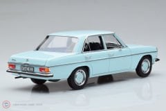 1:18 1968 Mercedes Benz 200 W114 - W115