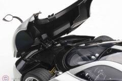 1:18 Autoart 2011 Pagani Huayra Silver