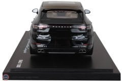 1:18 2019 Porsche Cayenne Turbo Coupe