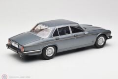 1:18 MCG Jaguar XJ Series 3 1979 - darkgrey