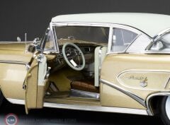 1:18 Sunstar 1958 Buick Riviera Coupe