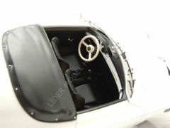 1:18 1954 Porsche 356 Speedster