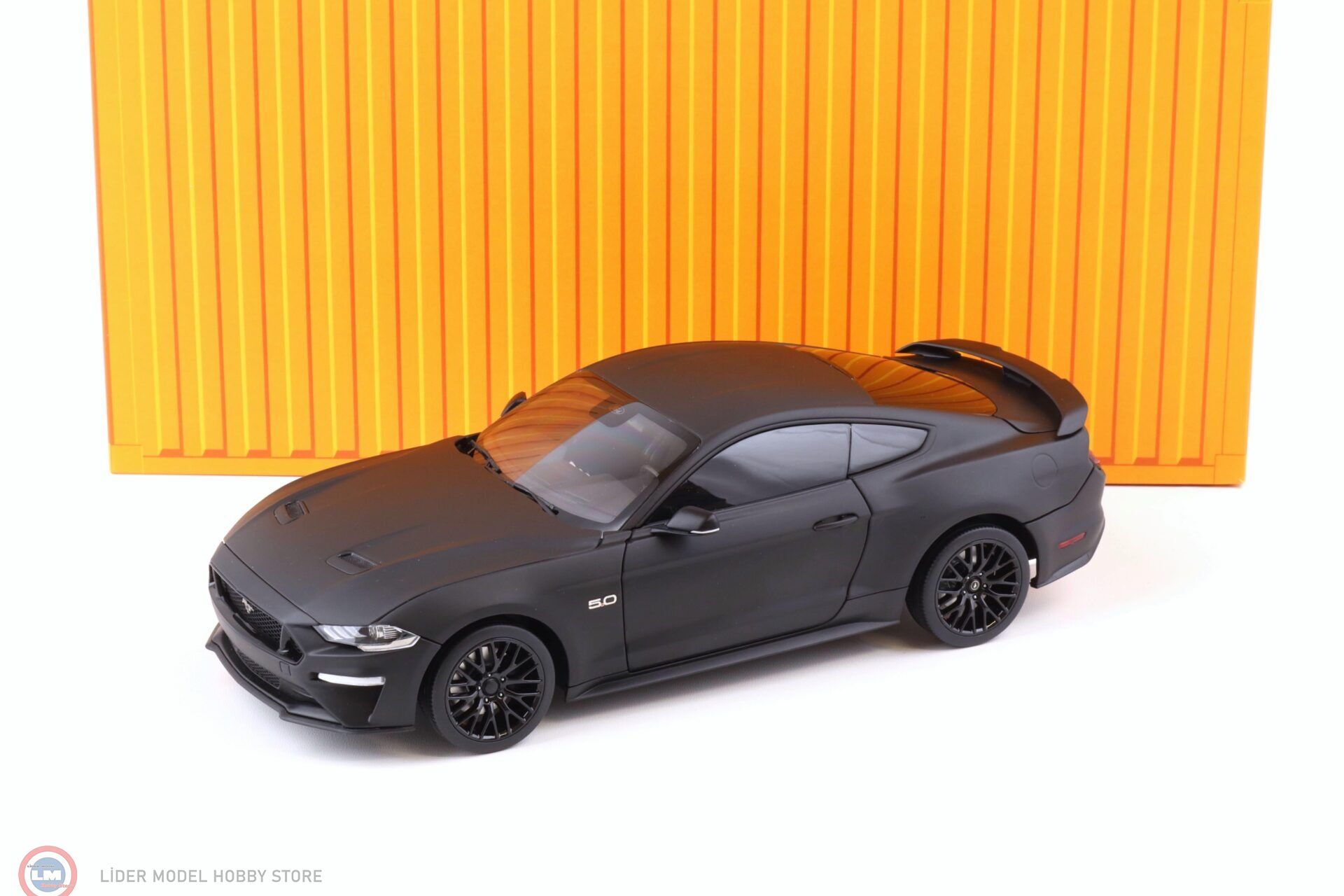 1:18 Diecast Masters 2019 Ford Mustang GT 5.0 Coupe Satin Black