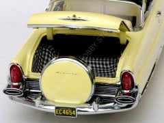 1:18 1956 Lincoln Premier Hardtop
