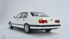 1:18 Minichamps 1986 BMW 730i E32 - White