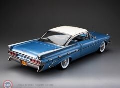 1:18 Sunstar 1959 Pontiac Bonneville Hard Top