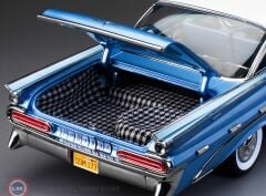1:18 Sunstar 1959 Pontiac Bonneville Hard Top