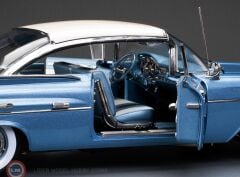 1:18 Sunstar 1959 Pontiac Bonneville Hard Top