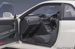1:18 2001 Nissan Skyline GT- R (R34) V- Spec II