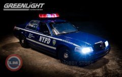 Greenlight - 1:18 2001 Ford Crown Victoria NYPD Polis Aracı