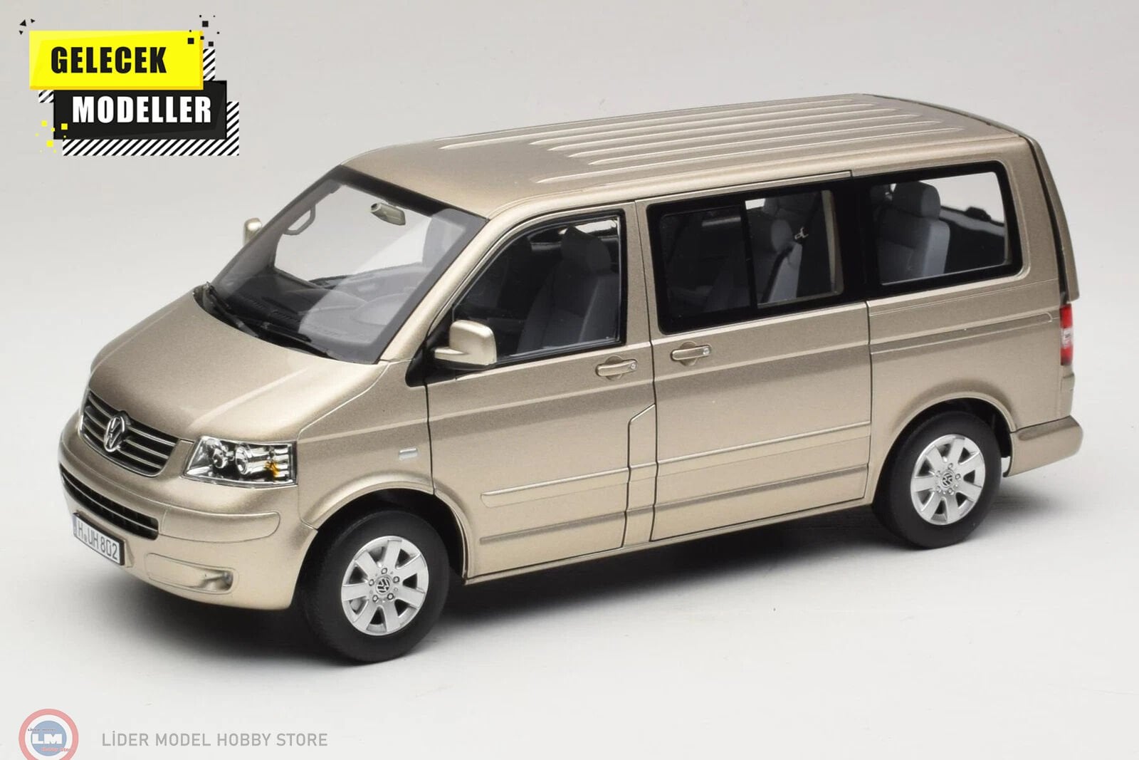 1:18 Norev 2003 Volkswagen T5 Multivan