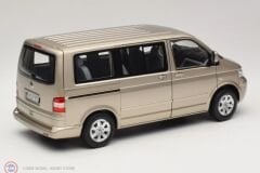 1:18 Norev 2003 Volkswagen T5 Multivan