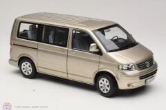 1:18 Norev 2003 Volkswagen T5 Multivan