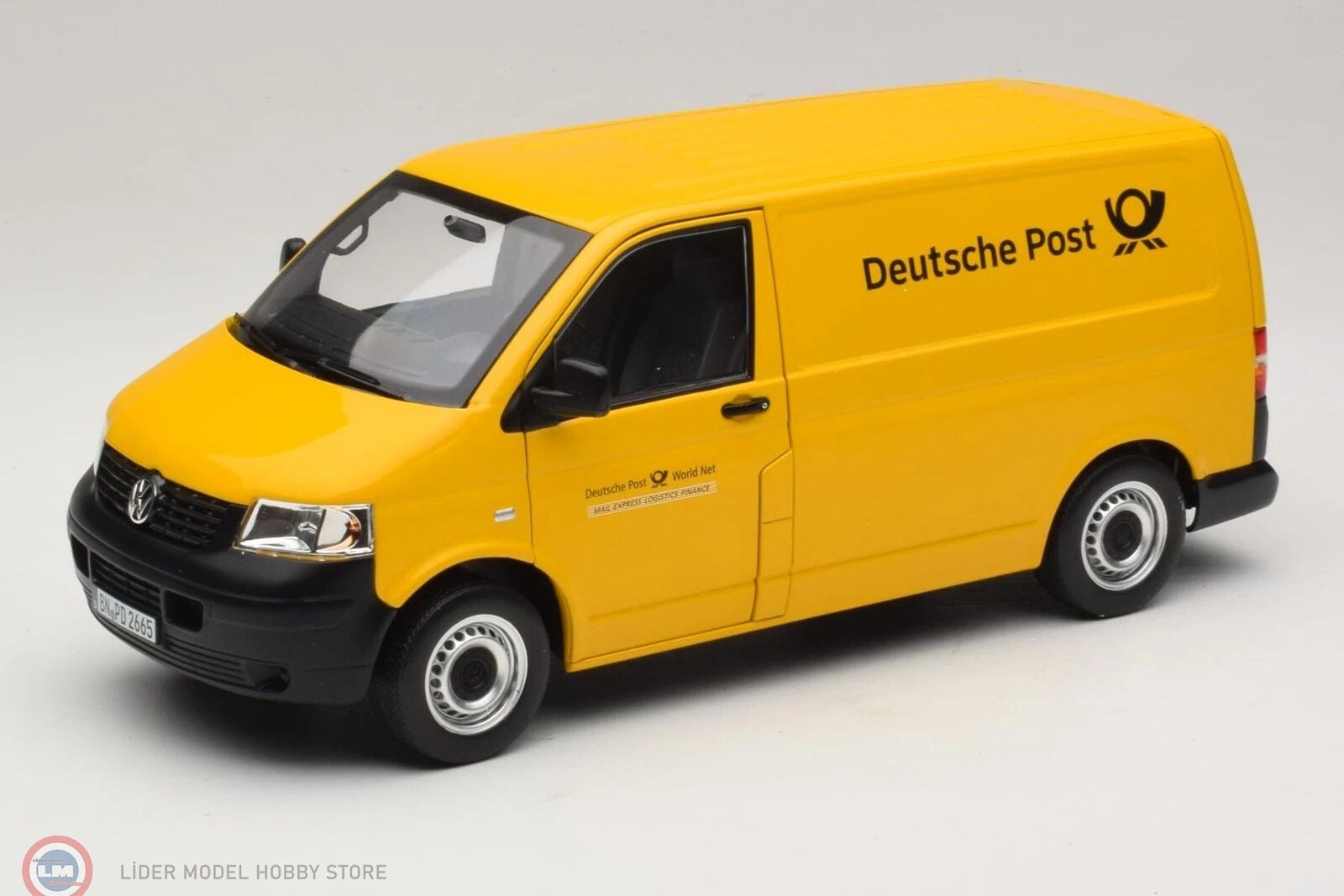 1:18 Norev 2003 Volkswagen T5 Transporter GermanPost