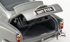 1:18 Aston Martin DB5 James Bond Goldfinger