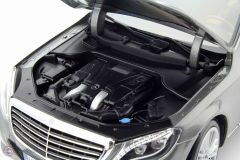 1:18 Norev 2013 Mercedes Benz S-Class Limousine W222