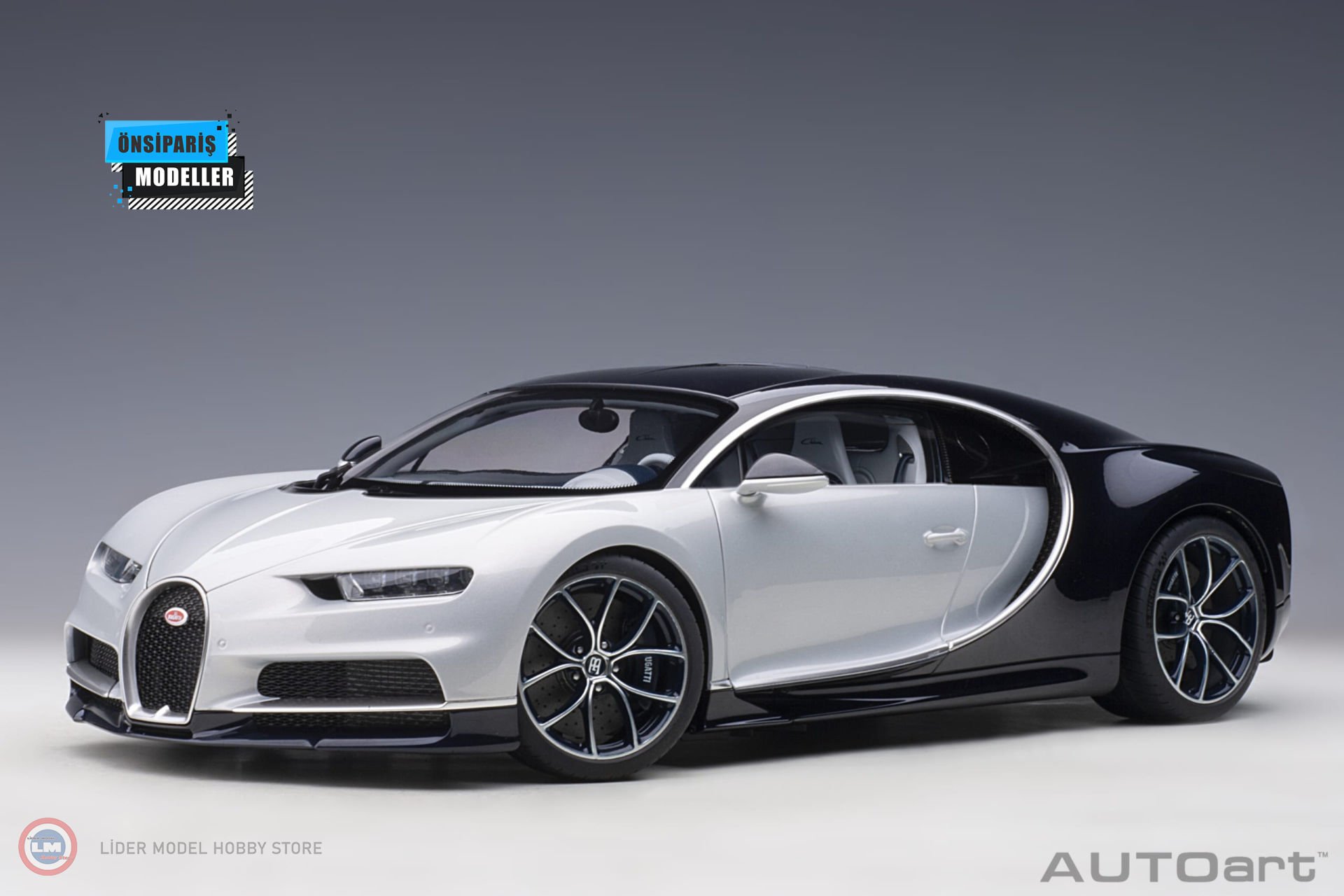 1:12 Bugatti Chiron (Glacier White  Atlantic Blue)