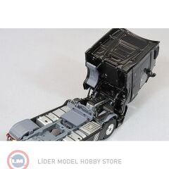 1:64 GDC Mercedes Benz Actros 4x2 Gigaspace & Transporter