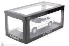 1:18 Autoart 1986 Chevrolet Corvette Spider