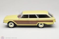1:18 MCG 1960 Ford LTD Country Squire