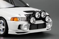 1:18 Motorhelix 1999 Mitsubishi Lancer Evo 4 GSR Base Rally