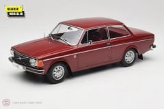 1:18 MCG 1973 Volvo 142