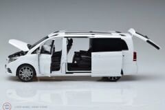 1:18 Paudi Model 2017 Mercedes Benz V Class Viano W447