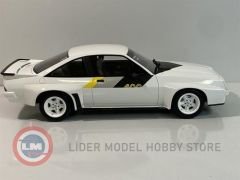 1:18 1982 Opel Manta B 400