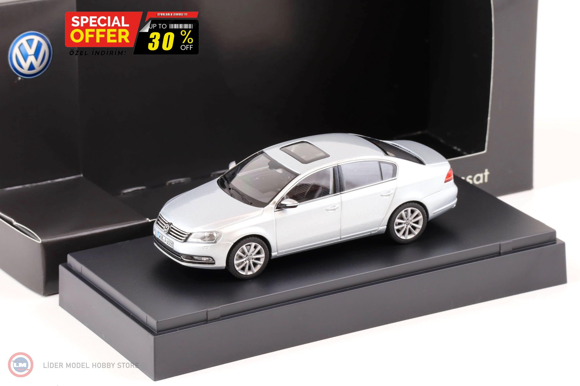 1:43 2010 Volkswagen Passat Limousine B7