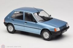 1:18 MCG 1984 Peugeot 205