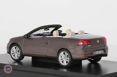 1:43 2011 Volkswagen Eos