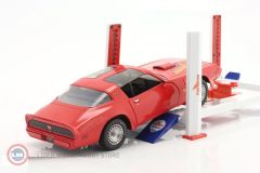 1:18 Dört Ayaklı Lift  '' Chevron ''