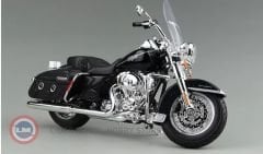 1:12 2013 HARLEY-DAVIDSON FLHRC ROAD KING CLASSIS