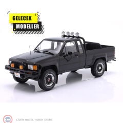 1:18 KK Scale Toyota Truck Xtra Cab 4x4 (Hilux) (1985) - black