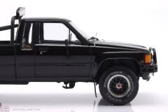 1:18 KK Scale Toyota Truck Xtra Cab 4x4 (Hilux) (1985) - black